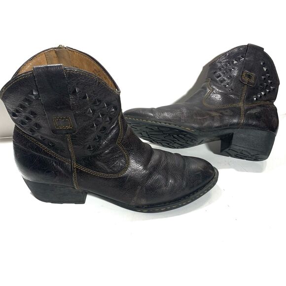 Born Leather Textured Studded Ankle Cowboy Western Boots Size 9.5 Women’s - Picture 3 of 16